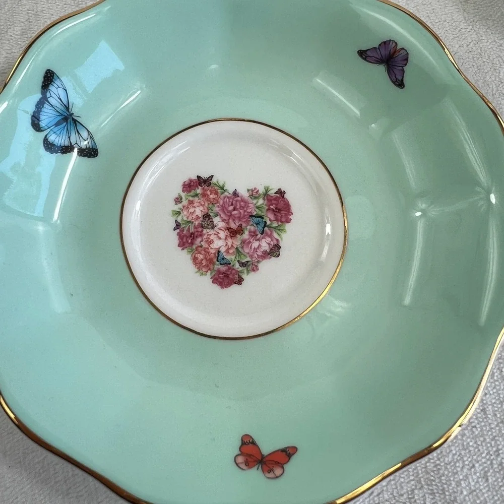 Royal Albert Miranda Kerr Friendship Teacup Saucer 8 Piece Set Floral Butterfly